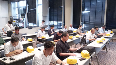 職場見学会のようす